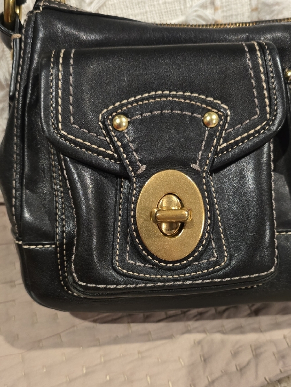 Black Leather Shoulder Bag with Front Turn-Lock Pockets - Picture 9 of 10